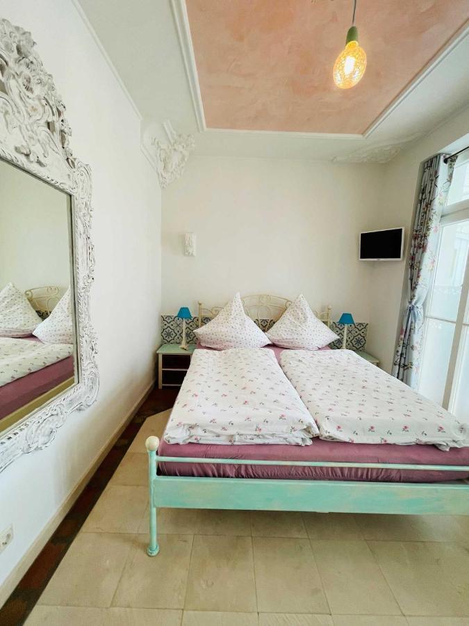 Waldrose Apartment